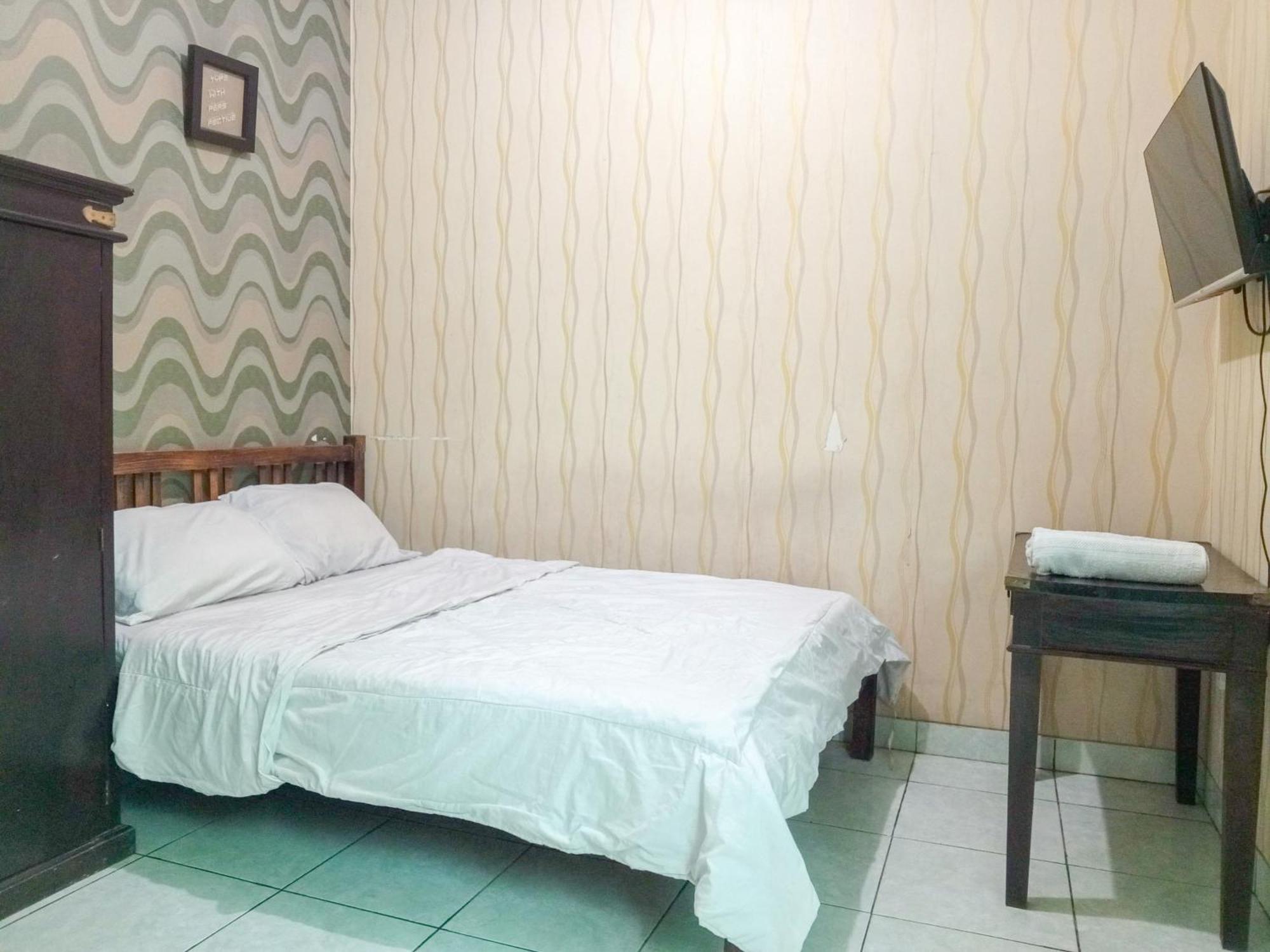 Trihakso Guest House Near Kaliurang Redpartner Sleman  Kültér fotó